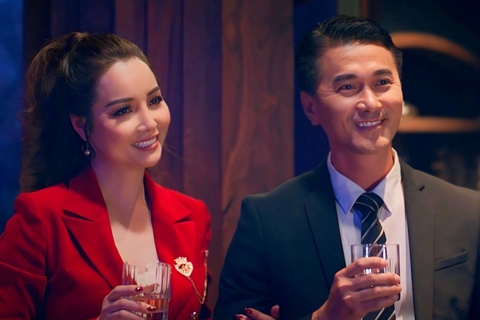 Tình tiết bị chê ngô nghê, khán giả không chịu nổi trong phim của Mai Thu Huyền- Ảnh 3. Tình tiết bị chê ngô nghê, khán giả không chịu nổi trong phim của Mai Thu Huyền- Ảnh 3.