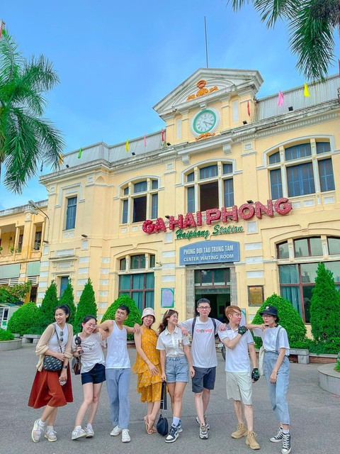 Chuyến tàu giá hơn 100.000đ chạy hơn 2 tiếng lúc nào cũng thấy đông: Có gì mà thu hút du khách đến vậy?- Ảnh 9. Chuyến tàu giá hơn 100.000đ chạy hơn 2 tiếng lúc nào cũng thấy đông: Có gì mà thu hút du khách đến vậy?- Ảnh 9.
