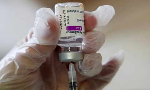 Chuyên gia Việt Nam nói gì về việc AstraZeneca thừa nhận vaccine Covid-19 của hãng có thể gây đông máu?- Ảnh 1.