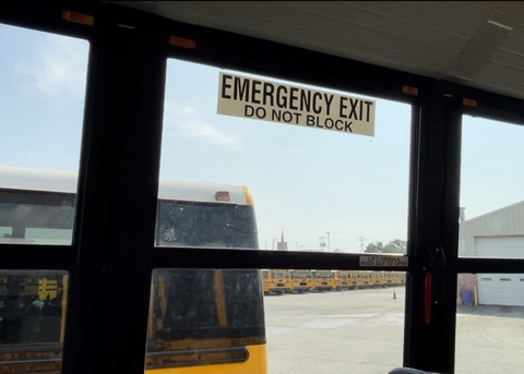 Chiếc xe bus chở học sinh 80 năm không thay đổi thiết kế tại Mỹ: Nghe tưởng lạc hậu nhưng lý do lại đáng học hỏi- Ảnh 5. Chiếc xe bus chở học sinh 80 năm không thay đổi thiết kế tại Mỹ: Nghe tưởng lạc hậu nhưng lý do lại đáng học hỏi- Ảnh 5.