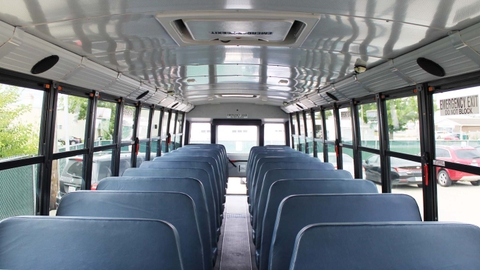 Chiếc xe bus chở học sinh 80 năm không thay đổi thiết kế tại Mỹ: Nghe tưởng lạc hậu nhưng lý do lại đáng học hỏi- Ảnh 3. Chiếc xe bus chở học sinh 80 năm không thay đổi thiết kế tại Mỹ: Nghe tưởng lạc hậu nhưng lý do lại đáng học hỏi- Ảnh 3.