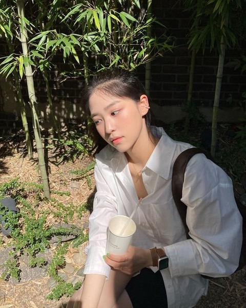 GenZ dần trở thành thế hệ thận trọng nhất? Dù mới ra trường, vừa đi làm đã phải nhắc bản thân phải cố mua vàng cho bằng được!- Ảnh 4. GenZ dần trở thành thế hệ thận trọng nhất? Dù mới ra trường, vừa đi làm đã phải nhắc bản thân phải cố mua vàng cho bằng được!- Ảnh 4.