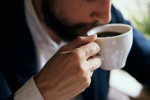 Nghiên cứu mới chỉ ra tác động ít ai ngờ của cà phê với tuổi thọ: Kết hợp 1 thứ sẽ là “thuốc bổ thượng hạng” cho tim mạch, hạ huyết áp- Ảnh 1. Nghiên cứu mới chỉ ra tác động ít ai ngờ của cà phê với tuổi thọ: Kết hợp 1 thứ sẽ là “thuốc bổ thượng hạng” cho tim mạch, hạ huyết áp- Ảnh 1.