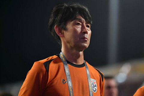 Madam Pang bật khóc, dàn sao tuyển Thái Lan "đổ gục" sau thất bại cay đắng ở vòng loại World Cup- Ảnh 2. Madam Pang bật khóc, dàn sao tuyển Thái Lan "đổ gục" sau thất bại cay đắng ở vòng loại World Cup- Ảnh 2.
