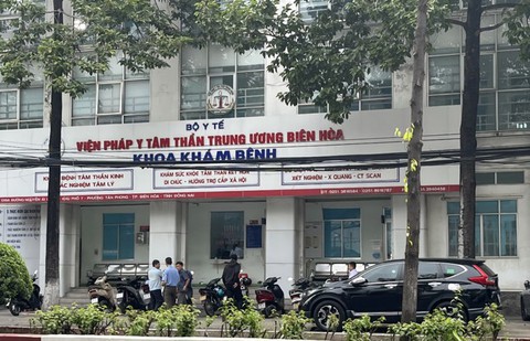 Bộ trưởng Y tế nói gì về việc lãnh đạo Viện Pháp y tâm thần bị bắt?- Ảnh 2. Bộ trưởng Y tế nói gì về việc lãnh đạo Viện Pháp y tâm thần bị bắt?- Ảnh 2.