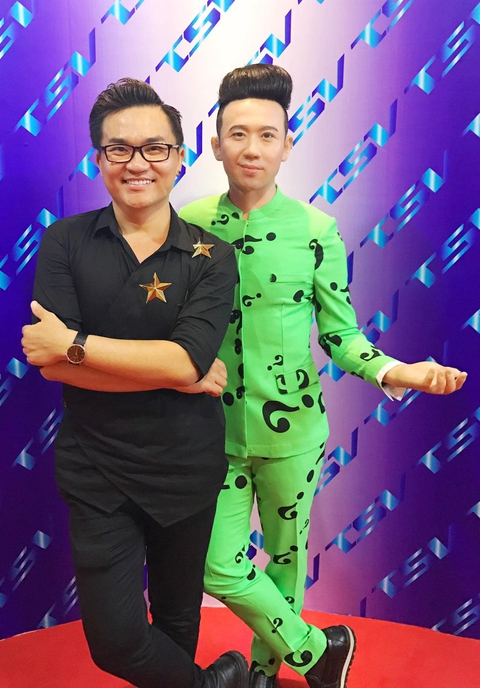 Đại Nghĩa hoang mang trước tượng sáp của mình, netizen bình luận cực hài về tượng của Trấn Thành- Ảnh 11. Đại Nghĩa hoang mang trước tượng sáp của mình, netizen bình luận cực hài về tượng của Trấn Thành- Ảnh 11.
