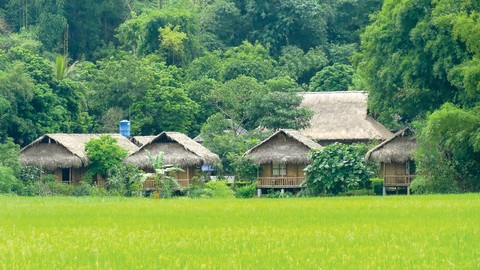 Một "Vịnh Hạ Long trên cạn" nằm giữa lòng hồ thuỷ điện, đẹp đặc biệt vào đêm Rằm, cách Hà Nội hơn 100km- Ảnh 7. Một "Vịnh Hạ Long trên cạn" nằm giữa lòng hồ thuỷ điện, đẹp đặc biệt vào đêm Rằm, cách Hà Nội hơn 100km- Ảnh 7.