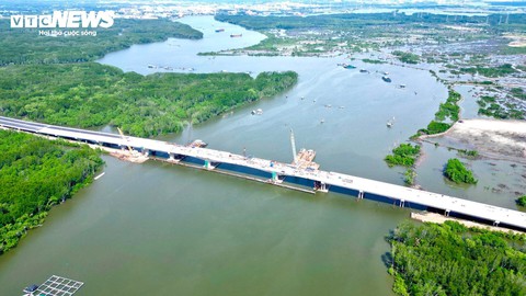 Ngắm cao tốc Bến Lức - Long Thành xuyên rừng ngập mặn- Ảnh 6. Ngắm cao tốc Bến Lức - Long Thành xuyên rừng ngập mặn- Ảnh 6.