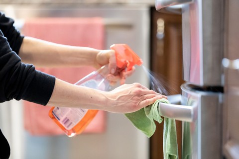 2 đồ vật trong nhà là "ổ chứa vi khuẩn", không vệ sinh thường xuyên rất dễ gây ung thư- Ảnh 2. 2 đồ vật trong nhà là "ổ chứa vi khuẩn", không vệ sinh thường xuyên rất dễ gây ung thư- Ảnh 2.