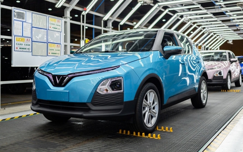 Mức phạt lỗi chạy quá tốc độ năm 2024 đối với ô tô, xe máy - Ảnh 1.