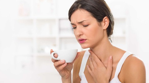 Cặp vợ chồng bất ngờ được chẩn đoán mắc ung thư: BS chỉ ra 1 sai lầm tai hại khi ăn canh - Ảnh 2.