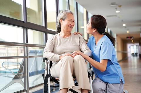 Chồng bán nhà để chữa bệnh cho mẹ, chấp nhận để vợ con ở nhà thuê khiến tôi chỉ muốn ly hôn: Khi mẹ mất, tôi bật khóc nhìn tấm chăn của mẹ- Ảnh 2. Chồng bán nhà để chữa bệnh cho mẹ, chấp nhận để vợ con ở nhà thuê khiến tôi chỉ muốn ly hôn: Khi mẹ mất, tôi bật khóc nhìn tấm chăn của mẹ- Ảnh 2.