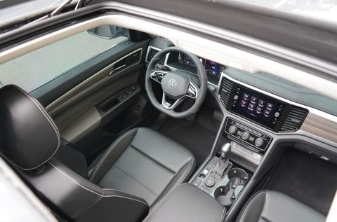 Cùng giá hơn 2 tỷ đồng, chọn Lynk & Co 09, Ford Explorer hay VW Teramont, bảng này cho thấy sự chênh lệch lớn từ công nghệ tới tiện nghi nội thất- Ảnh 15. Cùng giá hơn 2 tỷ đồng, chọn Lynk & Co 09, Ford Explorer hay VW Teramont, bảng này cho thấy sự chênh lệch lớn từ công nghệ tới tiện nghi nội thất- Ảnh 15.