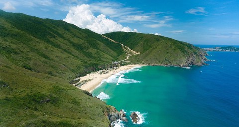 Phát hiện bãi biển đẹp hoang sơ, bình dị gần Quy Nhơn, du khách nhận xét "siêu riêng tư, ít người biết"- Ảnh 1. Phát hiện bãi biển đẹp hoang sơ, bình dị gần Quy Nhơn, du khách nhận xét "siêu riêng tư, ít người biết"- Ảnh 1.