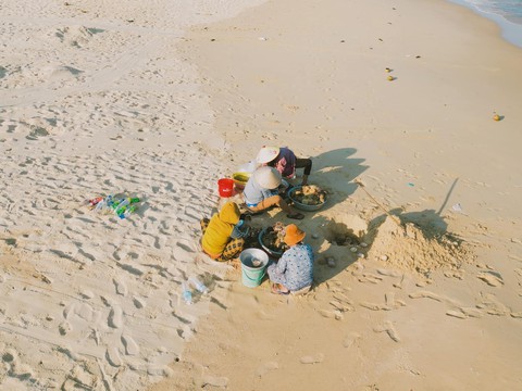 Phát hiện bãi biển đẹp hoang sơ, bình dị gần Quy Nhơn, du khách nhận xét "siêu riêng tư, ít người biết"- Ảnh 13. Phát hiện bãi biển đẹp hoang sơ, bình dị gần Quy Nhơn, du khách nhận xét "siêu riêng tư, ít người biết"- Ảnh 13.