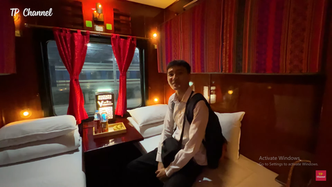 Chuyến tàu đi chưa tới 300km, giá vé vài trăm ngàn: Du khách nhận xét "Không khác gì khách sạn"- Ảnh 4. Chuyến tàu đi chưa tới 300km, giá vé vài trăm ngàn: Du khách nhận xét "Không khác gì khách sạn"- Ảnh 4.