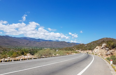 Nơi nằm trong vùng được mệnh danh "ít bão nhất Việt Nam", du khách nhận xét: Đi một lần thôi là chưa đủ!- Ảnh 18. Nơi nằm trong vùng được mệnh danh "ít bão nhất Việt Nam", du khách nhận xét: Đi một lần thôi là chưa đủ!- Ảnh 18.