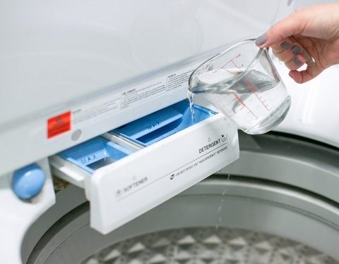 Thứ rẻ tiền nhà nào cũng sẵn trong bếp, được ví như "bảo bối giặt giũ": Dùng được cả giặt máy và giặt tay- Ảnh 5. Thứ rẻ tiền nhà nào cũng sẵn trong bếp, được ví như "bảo bối giặt giũ": Dùng được cả giặt máy và giặt tay- Ảnh 5.