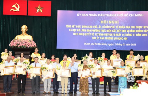 TP HCM: Khó tránh việc bí thư, chủ tịch phường "xuống chức" sau sắp xếp- Ảnh 2. TP HCM: Khó tránh việc bí thư, chủ tịch phường "xuống chức" sau sắp xếp- Ảnh 2.
