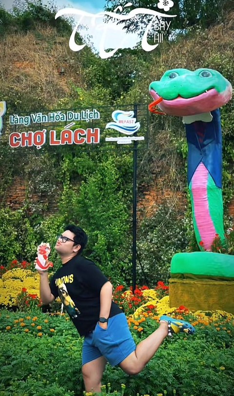 Cuộc đua linh vật rắn 2025: Kim xà quyền uy, "bé Na tẻn tẻn" chiếm sóng mạng xã hội - Ảnh 25. Cuộc đua linh vật rắn 2025: Kim xà quyền uy, "bé Na tẻn tẻn" chiếm sóng mạng xã hội - Ảnh 25.