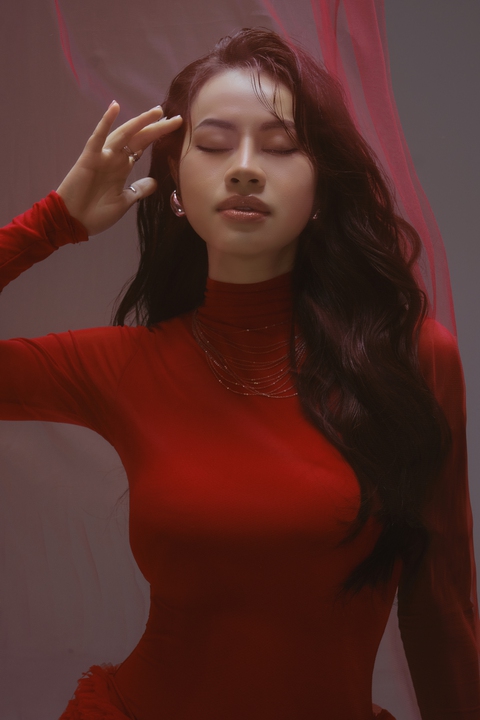 Á quân X-Factor Huyền Anh Yoko tái xuất với "InLove"- Ảnh 1. Á quân X-Factor Huyền Anh Yoko tái xuất với "InLove"- Ảnh 1.