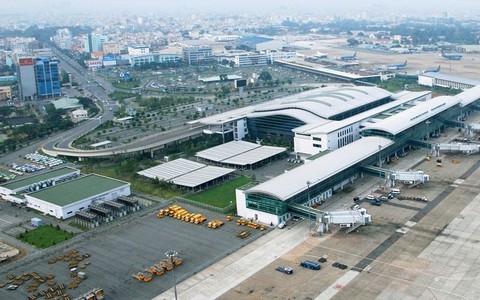 Hàng không Việt Nam tháng đầu năm: Một "ông lớn" có tỷ lệ đúng giờ chưa đến 50% - Ảnh 2. Hàng không Việt Nam tháng đầu năm: Một "ông lớn" có tỷ lệ đúng giờ chưa đến 50% - Ảnh 2.