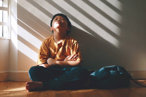 Nếu trẻ có 3 dấu hiệu này, trẻ đang trên bờ vực suy sụp, cha mẹ cần chú ý- Ảnh 1. Nếu trẻ có 3 dấu hiệu này, trẻ đang trên bờ vực suy sụp, cha mẹ cần chú ý- Ảnh 1.