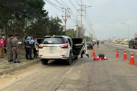 Thấy vợ mất tích, chồng đi tìm thì sững sờ khi thấy vợ cùng nhân tình ở trong xe, lập tức bật khóc - Ảnh 1.