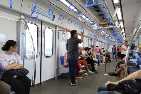 Tổng Bí thư Tô Lâm đi metro số 1- Ảnh 2.