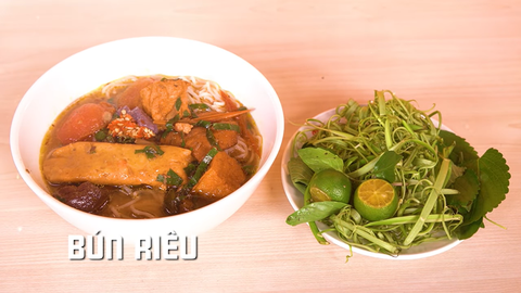3 món bún tinh hoa của ẩm thực Việt khiến các vị khách Tây mê mẩn, có người "tuần nào cũng ăn" - Ảnh 1.