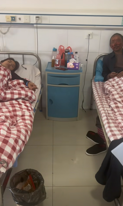 2h sáng đi từ quê lên, bố bị con gái phát giác 1 biểu hiện kì lạ: Sự thật lộ ra đau đớn vô cùng!- Ảnh 1. 2h sáng đi từ quê lên, bố bị con gái phát giác 1 biểu hiện kì lạ: Sự thật lộ ra đau đớn vô cùng!- Ảnh 1.