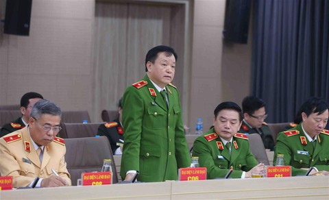 Bộ Công an trả lời về chế độ cho cán bộ tự nguyện xin nghỉ, giảm chức vụ để tinh gọn bộ máy - Ảnh 3.