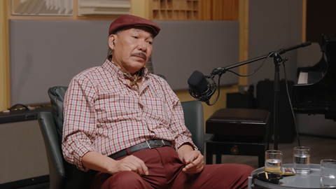 Nam nghệ sĩ nổi tiếng cả nước nói thẳng: Tôi không nghe nhạc anh Trịnh Công Sơn - Ảnh 2. Nam nghệ sĩ nổi tiếng cả nước nói thẳng: Tôi không nghe nhạc anh Trịnh Công Sơn - Ảnh 2.