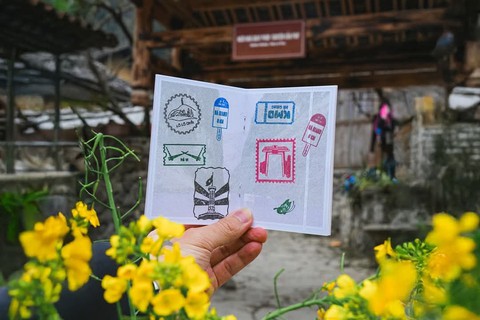 Tết qua mấy ngày, giới trẻ khắp nơi bất ngờ đổ xô lên Hà Giang tay lăm lăm cuốn sổ chỉ để "săn" thứ này - Ảnh 2. Tết qua mấy ngày, giới trẻ khắp nơi bất ngờ đổ xô lên Hà Giang tay lăm lăm cuốn sổ chỉ để "săn" thứ này - Ảnh 2.