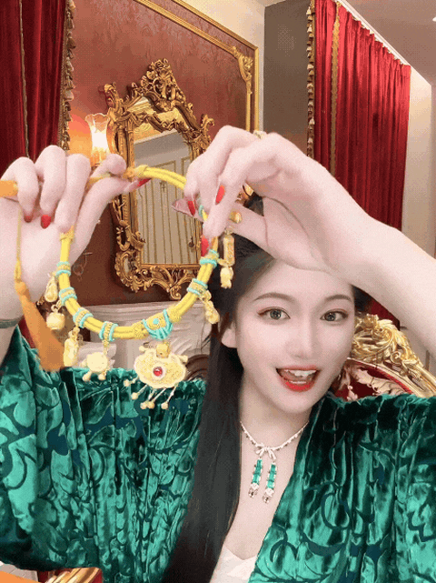 Bà chủ tiệm vàng tiết lộ cách người giàu "chơi vàng", thì ra đây mới là loại vàng đang được các phú bà ưa chuộng - Ảnh 1. Bà chủ tiệm vàng tiết lộ cách người giàu "chơi vàng", thì ra đây mới là loại vàng đang được các phú bà ưa chuộng - Ảnh 1.