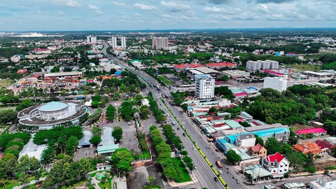 Một thị xã có diện tích 333km2 với hơn 287.000 dân, sở hữu cảng biển lớn nhất Việt Nam chuẩn bị "cất cánh" lên thành phố - Ảnh 1. Một thị xã có diện tích 333km2 với hơn 287.000 dân, sở hữu cảng biển lớn nhất Việt Nam chuẩn bị "cất cánh" lên thành phố - Ảnh 1.