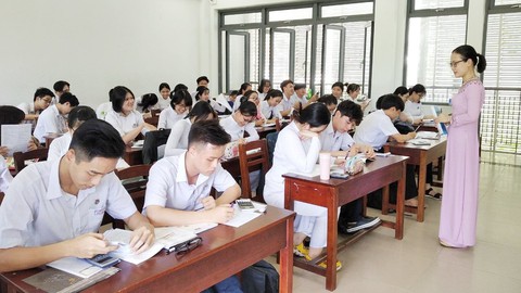 Quy định mới nhất đối với giáo viên phổ thông từ ngày 22/4 tới đây - Ảnh 1.