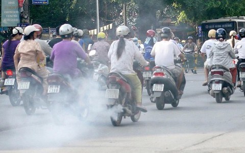 Quy định mới có thể ảnh hưởng tới hàng chục triệu người đi xe máy: Một việc phải xong trong tháng 4/2025 - Ảnh 1.