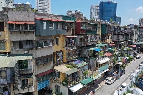 Tập thể cũ Hà Nội rao bán 150 triệu/m2, chuyên gia BĐS nhắc 1 điều cần đặc biệt lưu ý để tránh mua "hớ" - Ảnh 2. Tập thể cũ Hà Nội rao bán 150 triệu/m2, chuyên gia BĐS nhắc 1 điều cần đặc biệt lưu ý để tránh mua "hớ" - Ảnh 2.