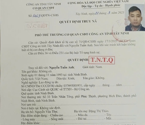 Phát lệnh truy nã đặc biệt Đào Xuân Lộc và 2 đồng phạm - Ảnh 1. Phát lệnh truy nã đặc biệt Đào Xuân Lộc và 2 đồng phạm - Ảnh 1.