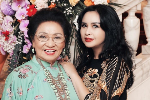 NSND Thanh Lam: "Mẹ ơi mẹ, mẹ cắt thế thì tan nát hết rồi mẹ ơi!"- Ảnh 2. NSND Thanh Lam: "Mẹ ơi mẹ, mẹ cắt thế thì tan nát hết rồi mẹ ơi!"- Ảnh 2.