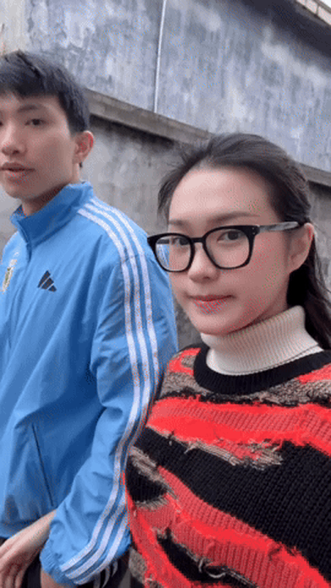 Doãn Hải My giản dị mà xinh đẹp khi về quê Văn Hậu, đánh rơi hình tượng tiểu thư vì nỗi sợ... bị chó đuổi- Ảnh 1. Doãn Hải My giản dị mà xinh đẹp khi về quê Văn Hậu, đánh rơi hình tượng tiểu thư vì nỗi sợ... bị chó đuổi- Ảnh 1.