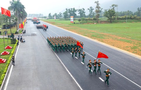 Lịch trình, kế hoạch diễu binh, diễu hành và các hoạt động kỷ niệm 50 năm Ngày Giải phóng miền Nam, thống nhất đất nước- Ảnh 16. Lịch trình, kế hoạch diễu binh, diễu hành và các hoạt động kỷ niệm 50 năm Ngày Giải phóng miền Nam, thống nhất đất nước- Ảnh 16.