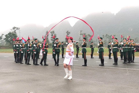 Lịch trình, kế hoạch diễu binh, diễu hành và các hoạt động kỷ niệm 50 năm Ngày Giải phóng miền Nam, thống nhất đất nước- Ảnh 18. Lịch trình, kế hoạch diễu binh, diễu hành và các hoạt động kỷ niệm 50 năm Ngày Giải phóng miền Nam, thống nhất đất nước- Ảnh 18.
