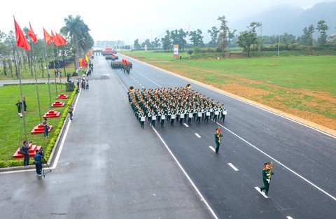 Lịch trình, kế hoạch diễu binh, diễu hành và các hoạt động kỷ niệm 50 năm Ngày Giải phóng miền Nam, thống nhất đất nước- Ảnh 9. Lịch trình, kế hoạch diễu binh, diễu hành và các hoạt động kỷ niệm 50 năm Ngày Giải phóng miền Nam, thống nhất đất nước- Ảnh 9.