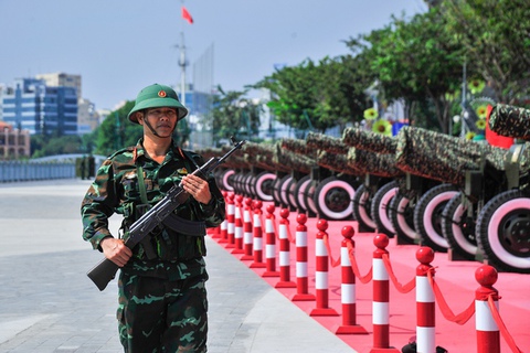 Lịch trình, kế hoạch diễu binh, diễu hành và các hoạt động kỷ niệm 50 năm Ngày Giải phóng miền Nam, thống nhất đất nước- Ảnh 2. Lịch trình, kế hoạch diễu binh, diễu hành và các hoạt động kỷ niệm 50 năm Ngày Giải phóng miền Nam, thống nhất đất nước- Ảnh 2.