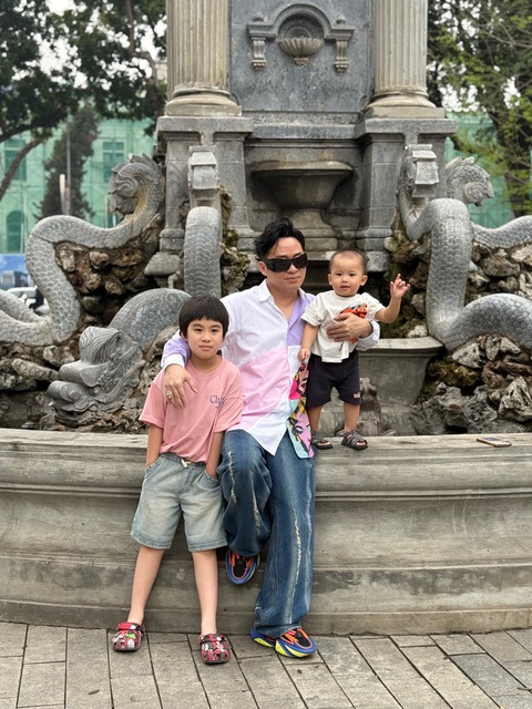 Divo Tùng Dương nhận con nuôi - Ảnh 2. Divo Tùng Dương nhận con nuôi - Ảnh 2.