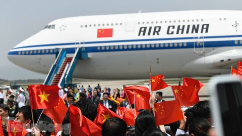 Toàn cảnh lễ đón Tổng Bí thư Tập Cận Bình tại sân bay Nội Bài - Ảnh 7. Toàn cảnh lễ đón Tổng Bí thư Tập Cận Bình tại sân bay Nội Bài - Ảnh 7.