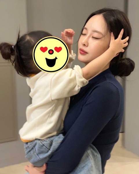 Tiền sữa hàng tháng cho con "bóp nát" ngân sách chi tiêu của đôi vợ chồng lương 18 triệu - Ảnh 2. Tiền sữa hàng tháng cho con "bóp nát" ngân sách chi tiêu của đôi vợ chồng lương 18 triệu - Ảnh 2.