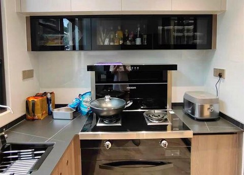 "Bốn thứ để gần bếp, gia đình sớm muộn gặp họa": Hầu hết là vật dụng nhà nào cũng có ít nhất một loại - Ảnh 1. "Bốn thứ để gần bếp, gia đình sớm muộn gặp họa": Hầu hết là vật dụng nhà nào cũng có ít nhất một loại - Ảnh 1.
